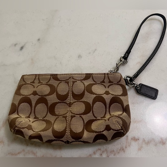 Vintage Authentic Coach Signature Wristlet! Brown Logo Print Leather Trim - Picture 2 of 7